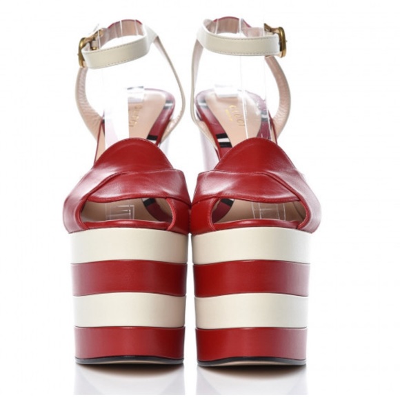 Gucci sandals - Picture 1 of 3